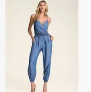 NWT BEBE SURPLICE WRAP ROMPER